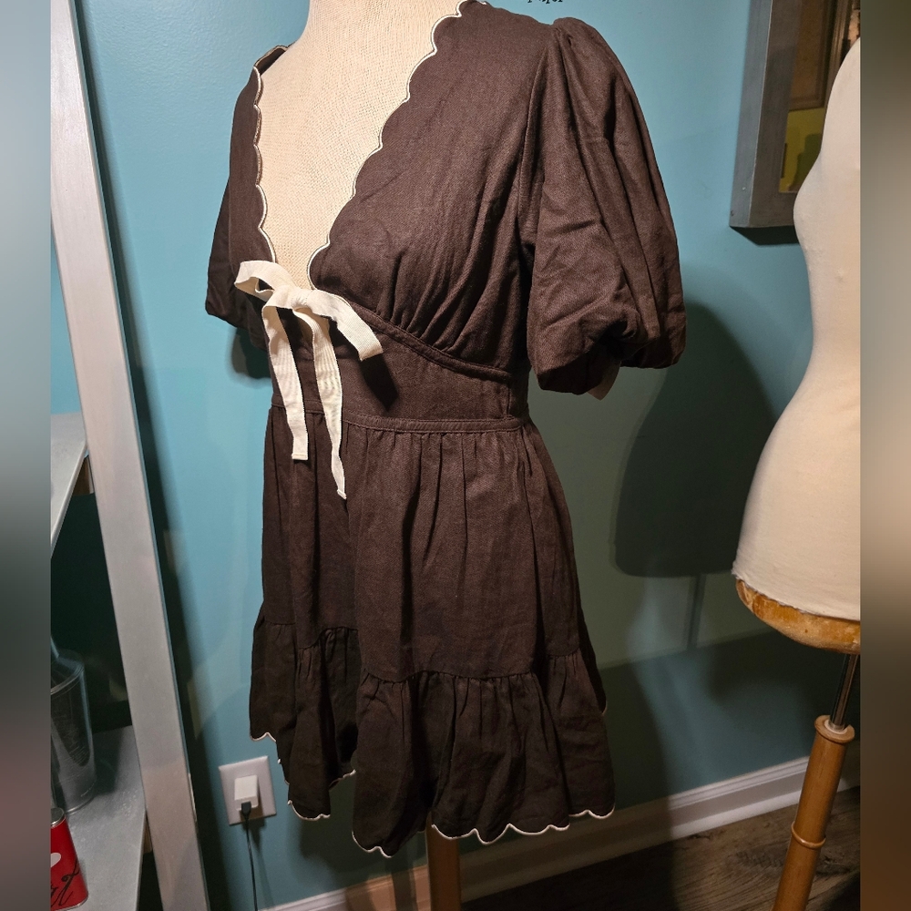 House of Harlow 1960 Chocolate Brown Dress with Scalloped Ivory Trim - Picture 3 of 6